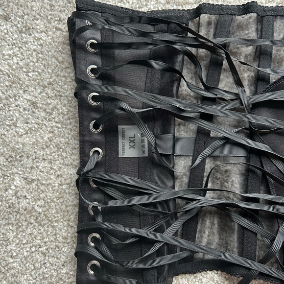 Perfect Corset New York Clothing: Secret Form Corset (XXL) in black - Picture 5 of 6